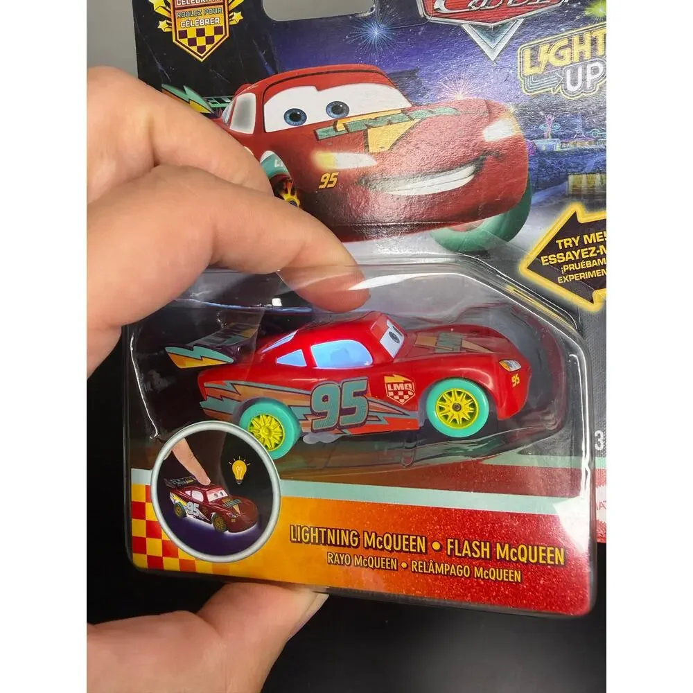 Lightning Mcqueen Light Up Disney Pixar Cars 1:55 NEW 2026